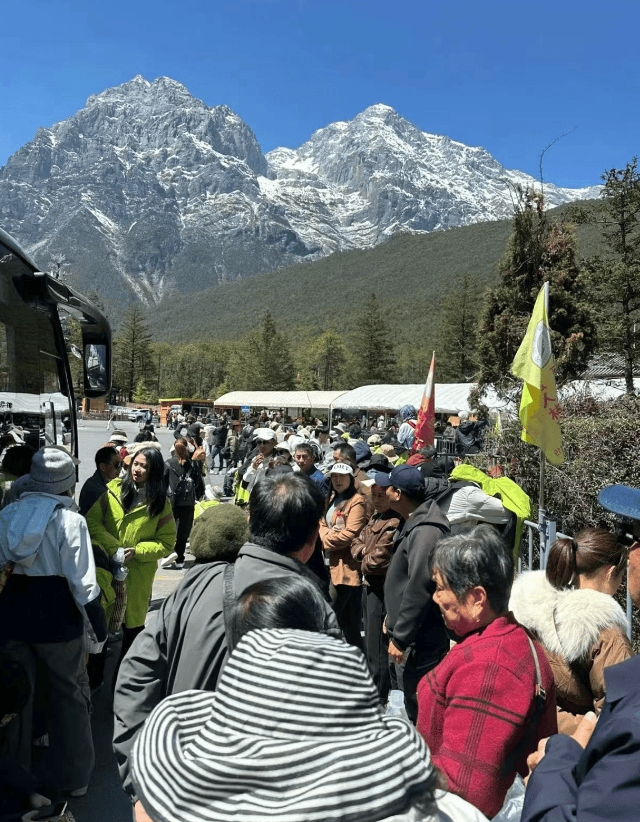 克罗地亚足球联赛
_99元豪华游克罗地亚足球联赛
，被骗到内裤不剩